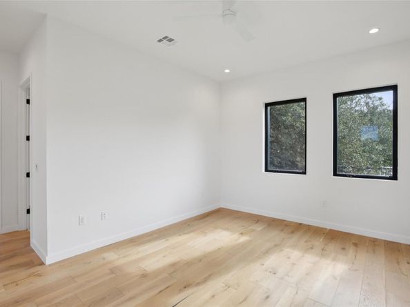 2512 Ridgeview ST, Austin TX 78704