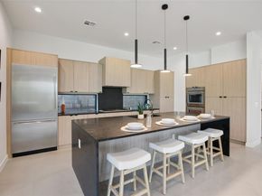 2512 Ridgeview ST, Austin TX 78704