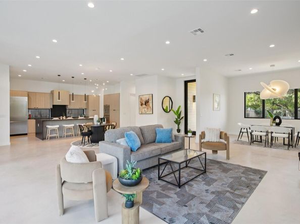 2512 Ridgeview ST, Austin TX 78704