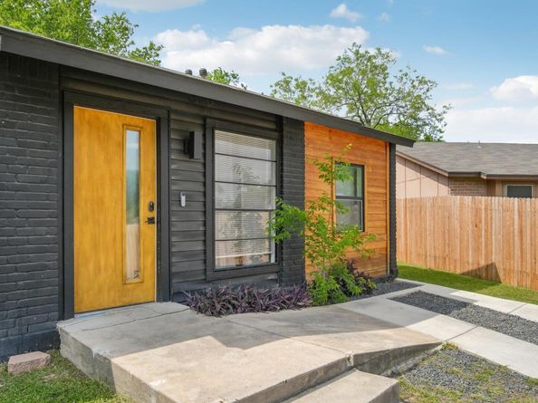 6914 Pondsdale LN, Austin TX 78724