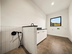105 Canyon Turn TRL, Austin TX 78734