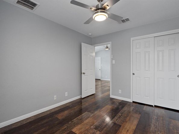 1113 Sunny Meadows LOOP, Georgetown TX 78626