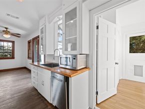 516 Lockhart DR, Austin TX 78704