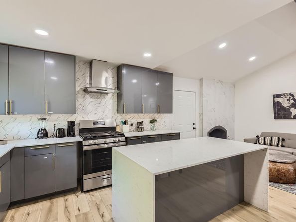 5236 Meadow Creek DR, Austin TX 78745