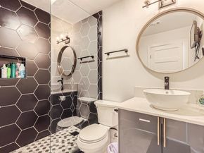 5236 Meadow Creek DR, Austin TX 78745