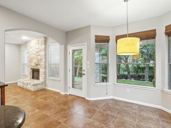 8113 Ladera Verde DR, Austin TX 78739
