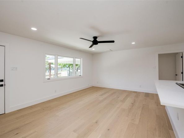 1928 Miles Ave 1, Austin TX 78745