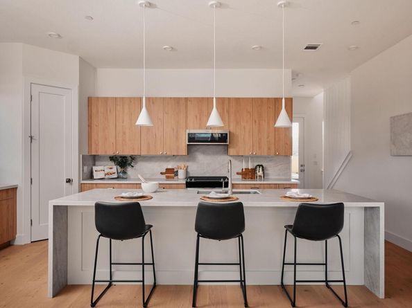 6407 Bradsher C, Austin TX 78745