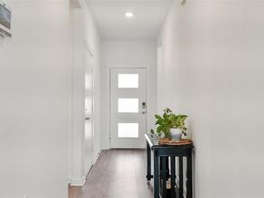 13821 Zuhause DR, Pflugerville TX 78660