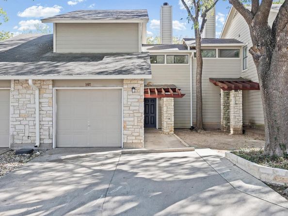 512 Eberhart LN 1402, Austin TX 78745