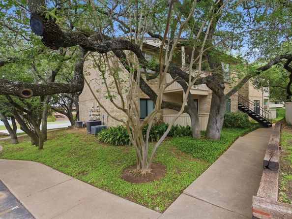 8210 Bent Tree RD 235, Austin TX 78759