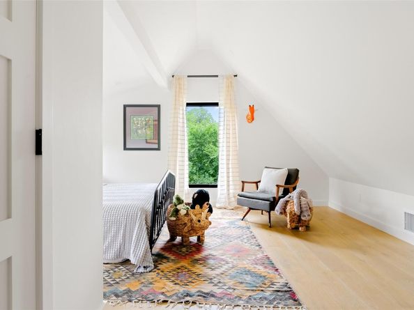 4911 Duval, Austin TX 78751