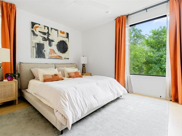 4911 Duval, Austin TX 78751