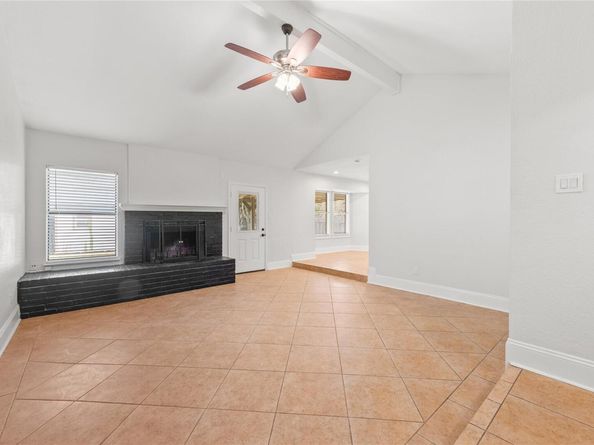 3900 Hillside DR, Round Rock TX 78681