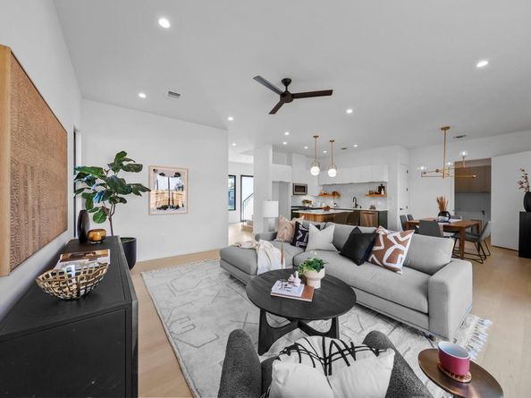1216 Arcadia Ave 1, Austin TX 78757