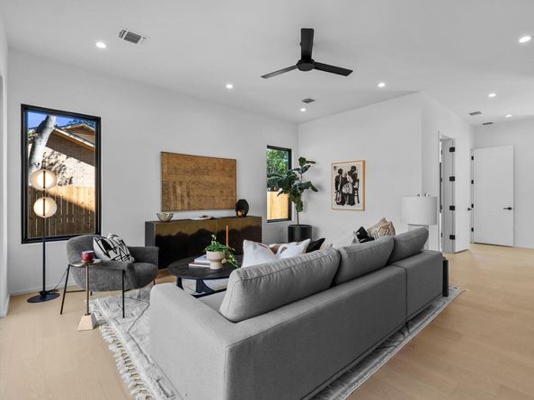 1216 Arcadia Ave 1, Austin TX 78757
