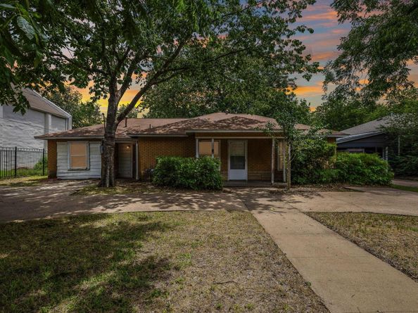 1205 S Church ST, Georgetown TX 78626
