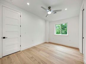 921 Walter ST 1, Austin TX 78702