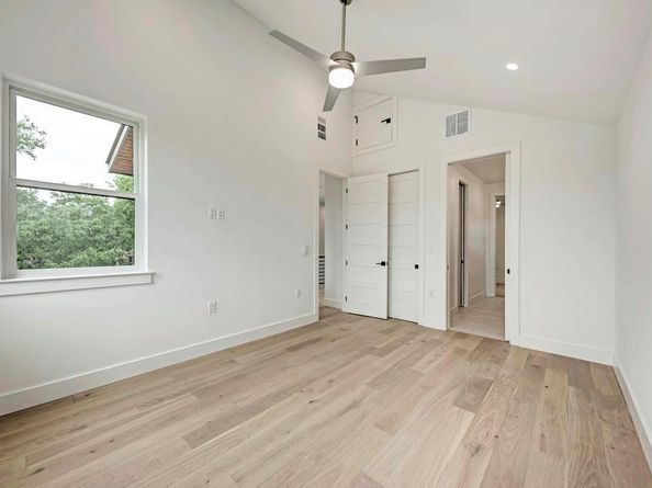 921 Walter ST 1, Austin TX 78702