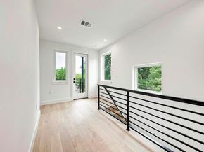 921 Walter ST 1, Austin TX 78702