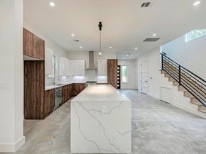 921 Walter ST 1, Austin TX 78702