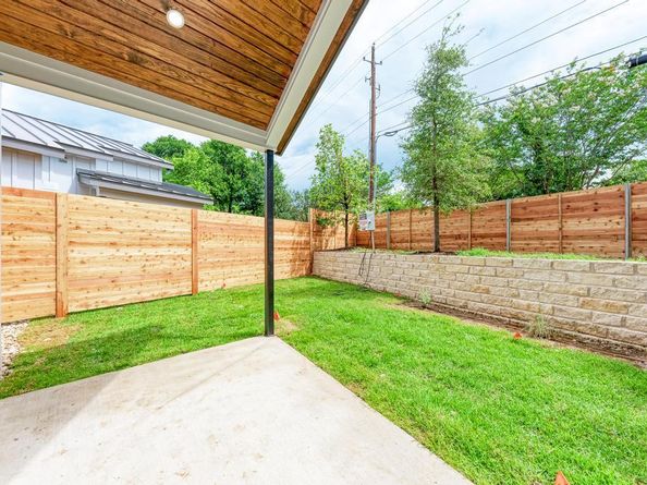 921 Walter ST 1, Austin TX 78702