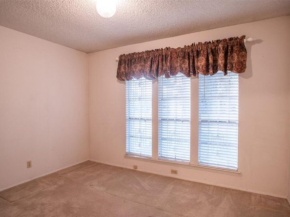 10709 Barnhill DR, Austin TX 78758