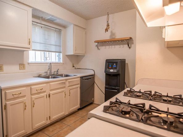 10709 Barnhill DR, Austin TX 78758