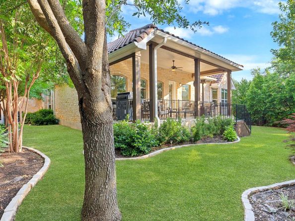 205 Horseback HOLW, Austin TX 78732