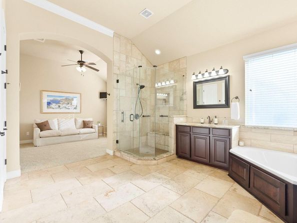 205 Horseback HOLW, Austin TX 78732
