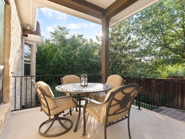205 Horseback HOLW, Austin TX 78732