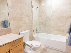 1600 Barton Springs RD 5610, Austin TX 78704