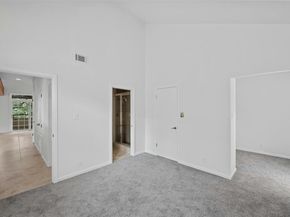 1735 Spyglass DR 115, Austin TX 78746
