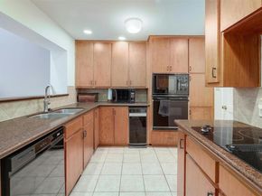 1735 Spyglass DR 115, Austin TX 78746