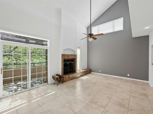 1735 Spyglass DR 115, Austin TX 78746