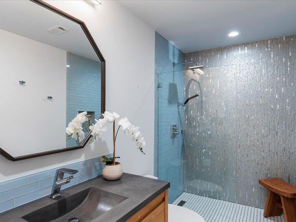 360 Nueces ST 4203, Austin TX 78701