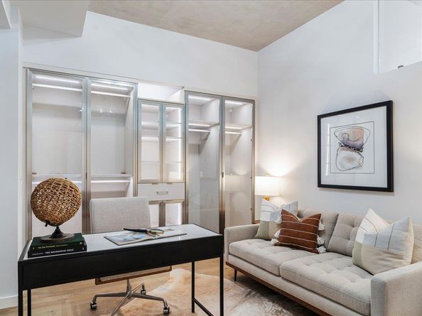 360 Nueces ST 4203, Austin TX 78701