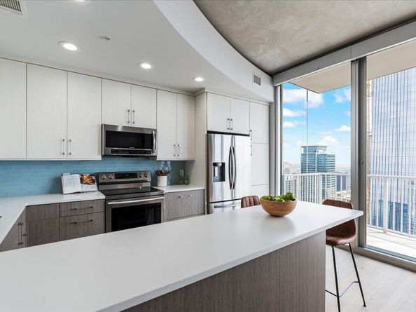 360 Nueces ST 4203, Austin TX 78701