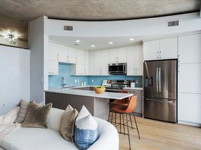 360 Nueces ST 4203, Austin TX 78701