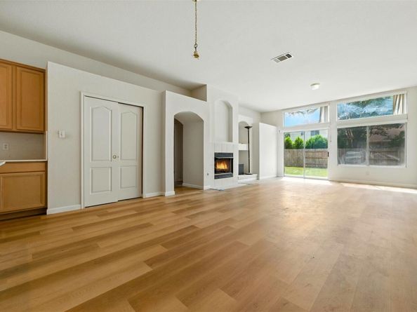 5609 Beachmont CT, Austin TX 78739