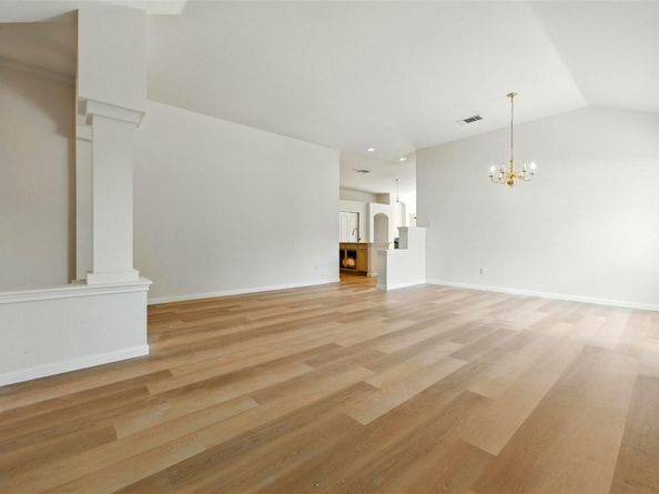 5609 Beachmont CT, Austin TX 78739