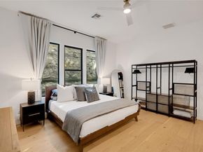 401 Rogart DR, Spicewood TX 78669