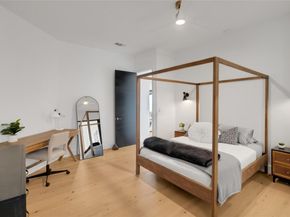 401 Rogart DR, Spicewood TX 78669