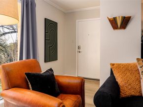 5326 Balcones DR D, Austin TX 78731