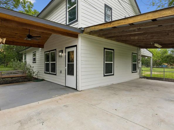 1909 S Pine ST, Georgetown TX 78626
