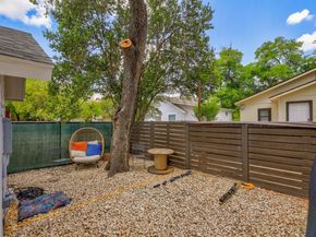 1105 E 3rd ST, Austin TX 78702