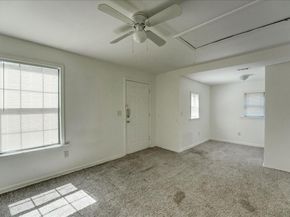 1105 E 3rd ST, Austin TX 78702