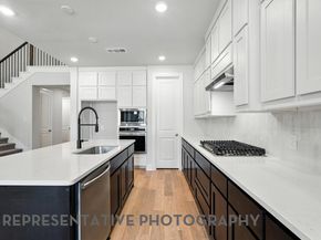 9301 Breeze Hill DR, Austin TX 78744