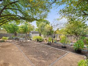 6912 Robert Dixon DR, Austin TX 78749