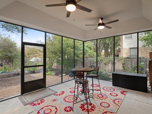 6912 Robert Dixon DR, Austin TX 78749